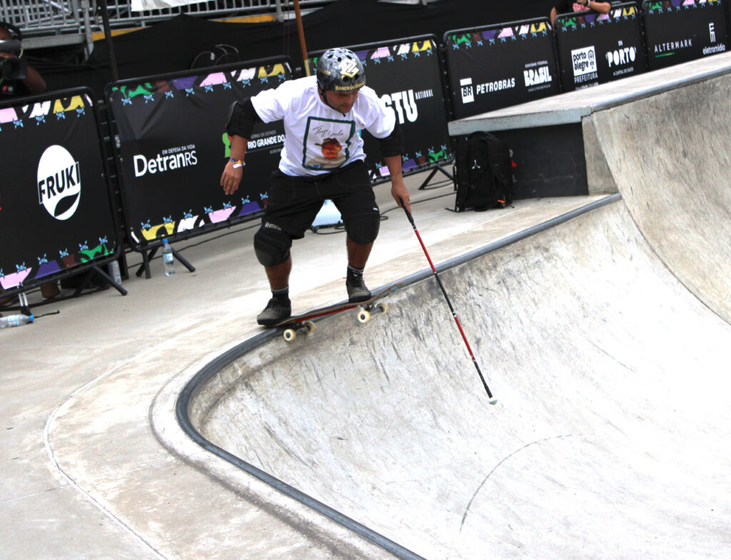 Insanity Records | Chuva atrapalha, mas não impede a festa do Skate em Porto Alegre