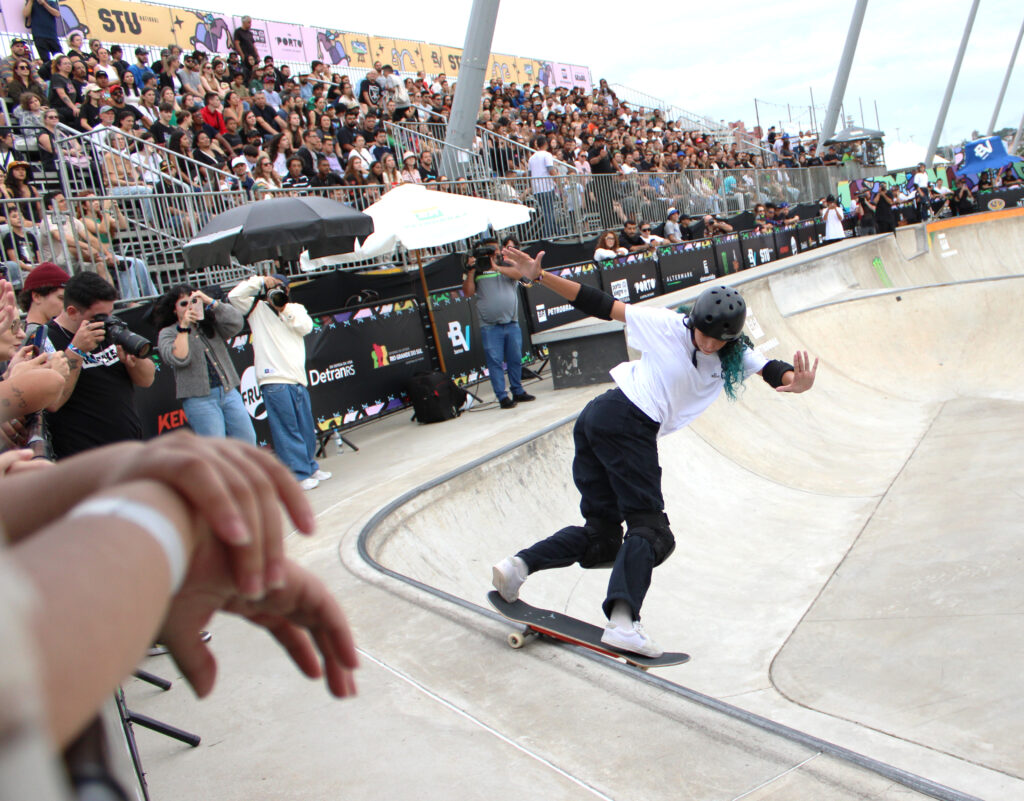 Insanity Records | Chuva atrapalha, mas não impede a festa do Skate em Porto Alegre