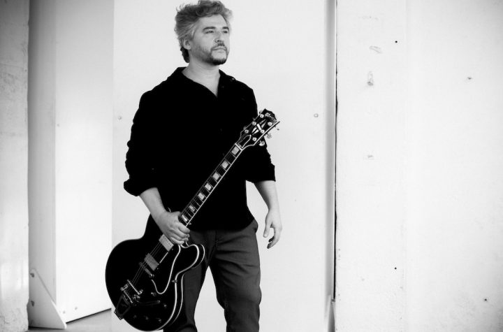 Insanity Records | Músico gaúcho Érico Moura vai representar o Brasil no primeiro festival mundial de artistas indies de 24 fusos horários Insanity Records | Músico gaúcho Érico Moura vai representar o Brasil no primeiro festival mundial de artistas indies de 24 fusos horários