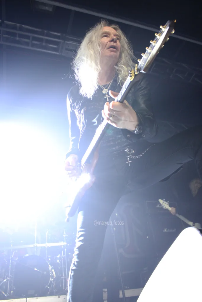 Insanity Records | Saxon demonstra que a velha escola ainda tem muita lenha para queimar