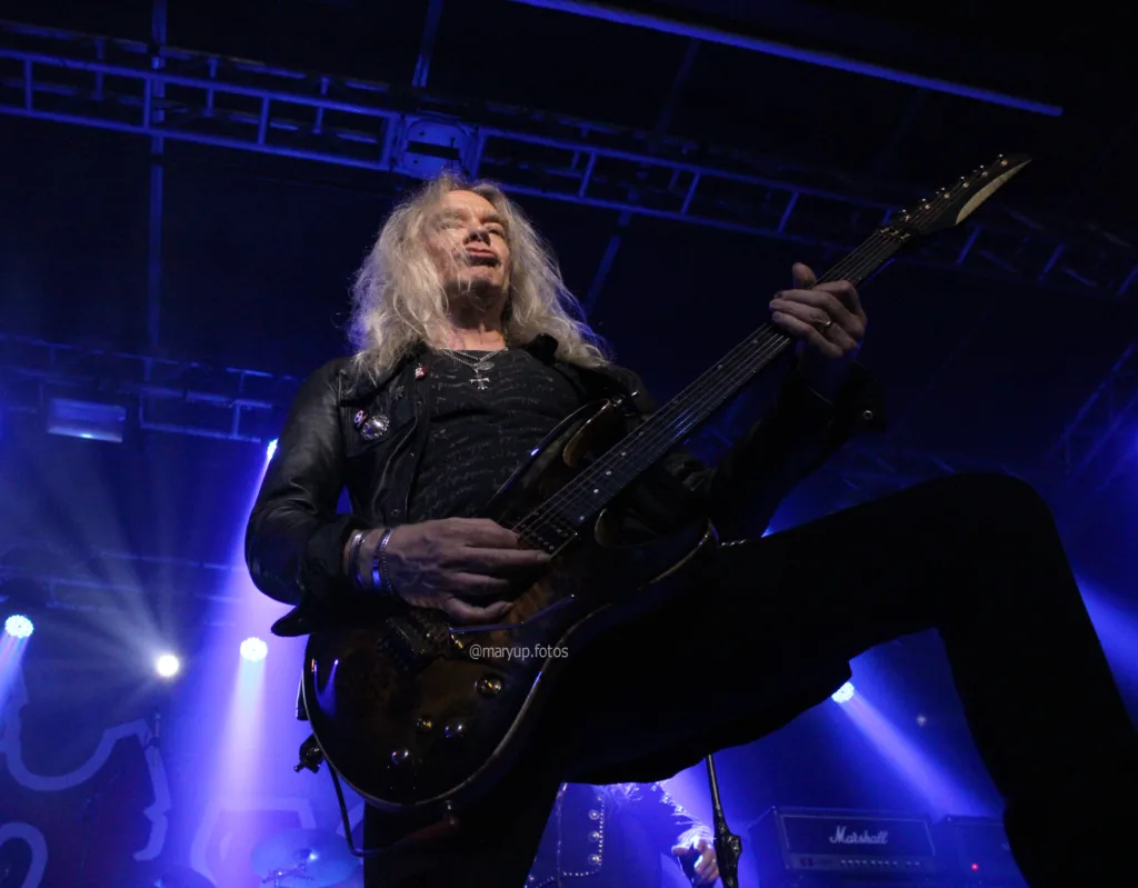 Insanity Records | Saxon demonstra que a velha escola ainda tem muita lenha para queimar