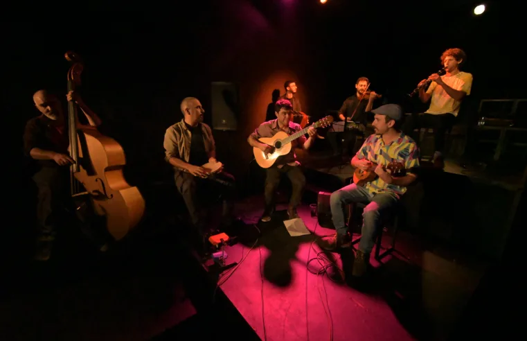 Grupo uruguaio Chorando La Milonga une ritmos da América do Sul em concerto no Instituto Ling
