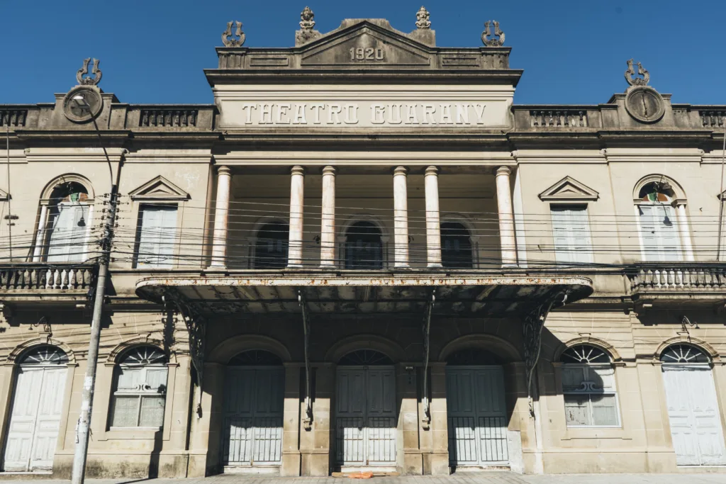Insanity Records | Pequeno Inventário de Plateias vai selecionar artistas de Pelotas para exposição sobre os cinemas da cidade