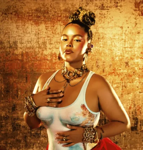Rachel Reis traz tour “Divina Casca” para Porto Alegre em agosto