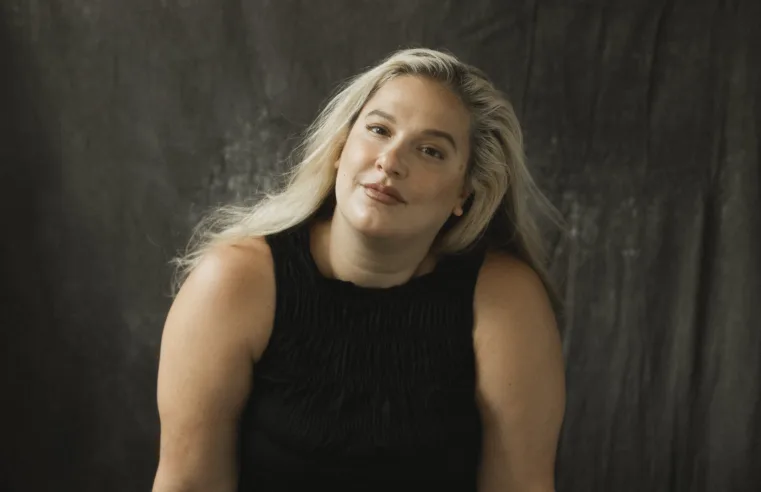 Alice Caymmi apresenta show “Para Minha Tia Nana” em novembro no Teatro Túlio Piva