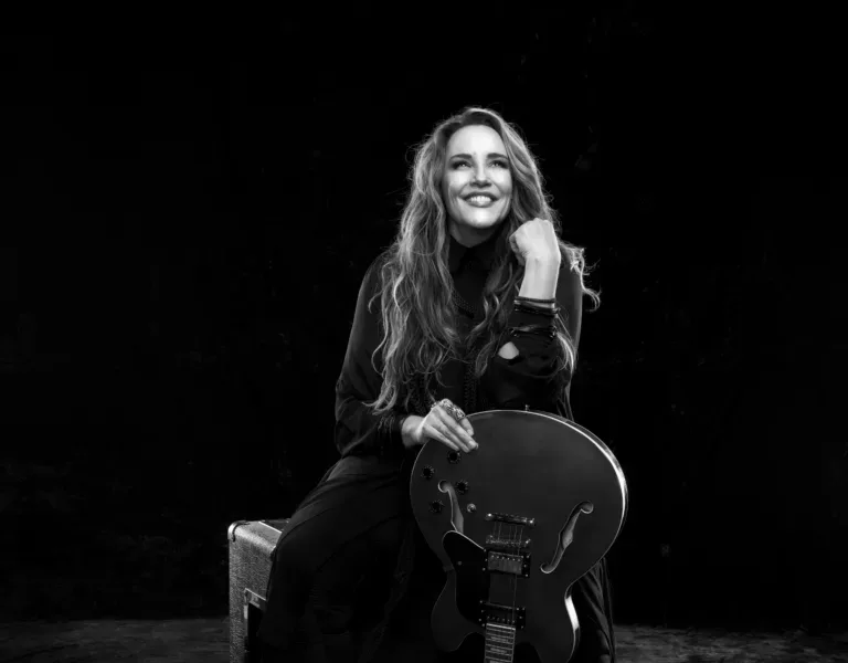 Insanity Records | Auditório Araújo Vianna apresenta Ana Carolina