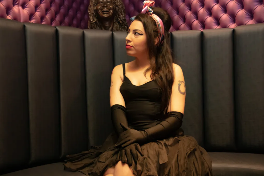 Insanity Records | Opinião apresenta Mell Costta - Especial Amy Winehouse