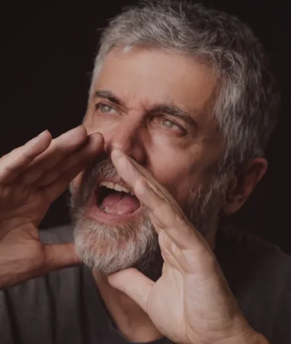 Paulo Mello (Taranatiriça) apresenta show no Ocidente
