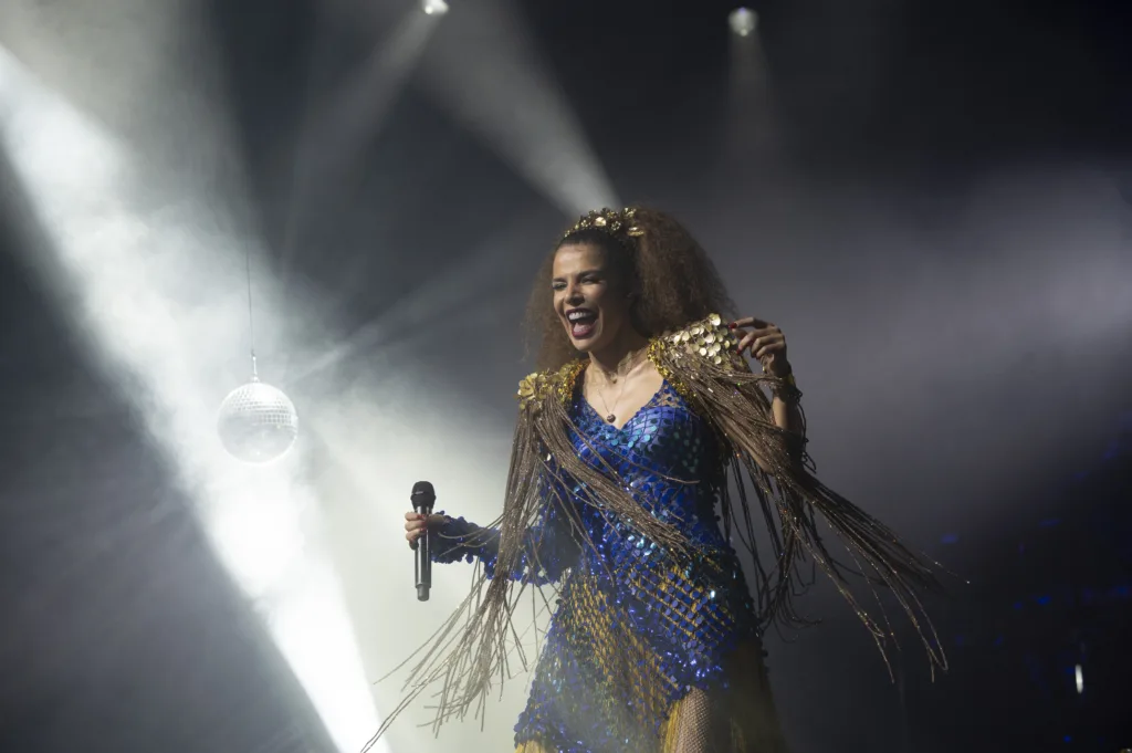 Insanity Records | Vanessa da Mata apresenta o show "Todas Elas" em Porto Alegre