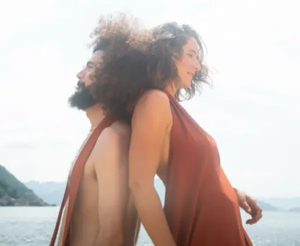 Breno Ruiz e Alice Passos se unem para show em piano e voz nesta sexta-feira em Porto Alegre