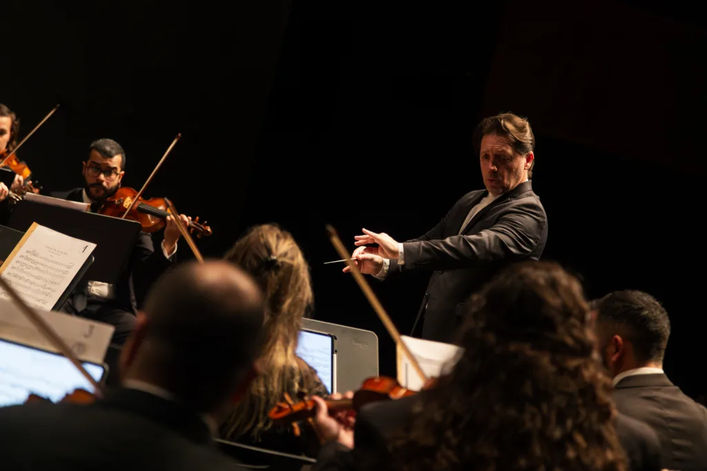 Insanity Records | Orquestra Theatro São Pedro celebra oito décadas da Aliança Francesa Porto Alegre com o Concerto Especial de Música Francesa