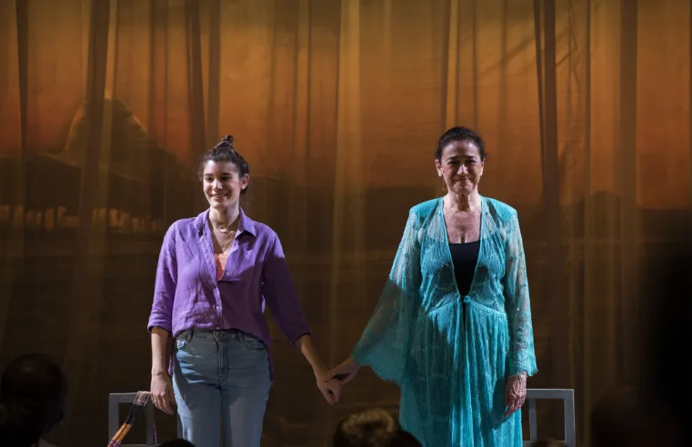 Lilia Cabral e Giulia Bertolli desembarcam em Porto Alegre nesta quinta-feira