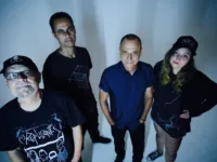 Insanity Records|Os Replicantes fazem show no Brotherhood Tattoo Pub em Canoas