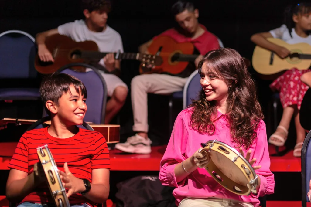 Insanity Records | Projeto Gira-Arte abre inscrições para aulas de música, teatro e artes visuais