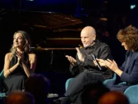Insanity Records|Espetáculo The Infamous Ramírez Hoffman, com John Malkovich e Anastasya Terenkova em Porto Alegre